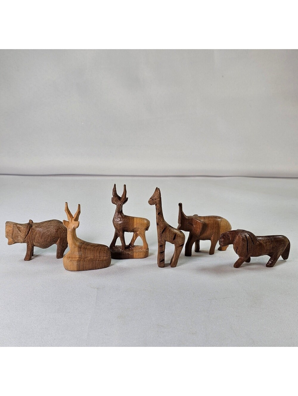 Vintage Hand Carved Wood Safari Animal Figurines Set of 6 Miniature Folk Art - Picture 2 of 15